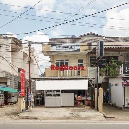 红门酒店-近巴伦邦贸易中心 巨港 外观 照片