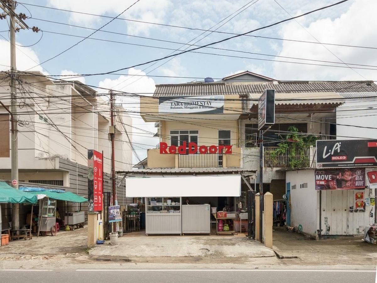 红门酒店-近巴伦邦贸易中心 巨港 外观 照片