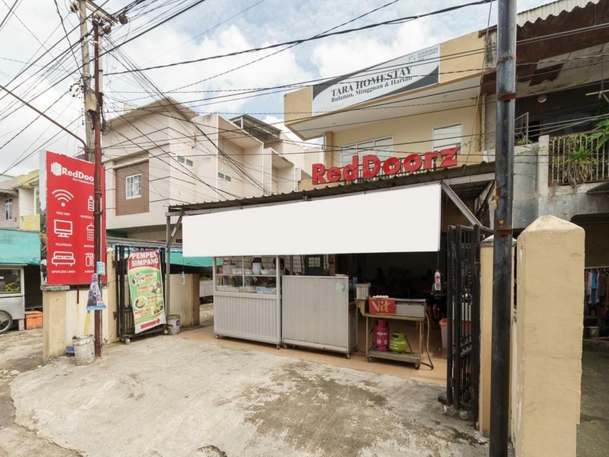 红门酒店-近巴伦邦贸易中心 巨港 外观 照片